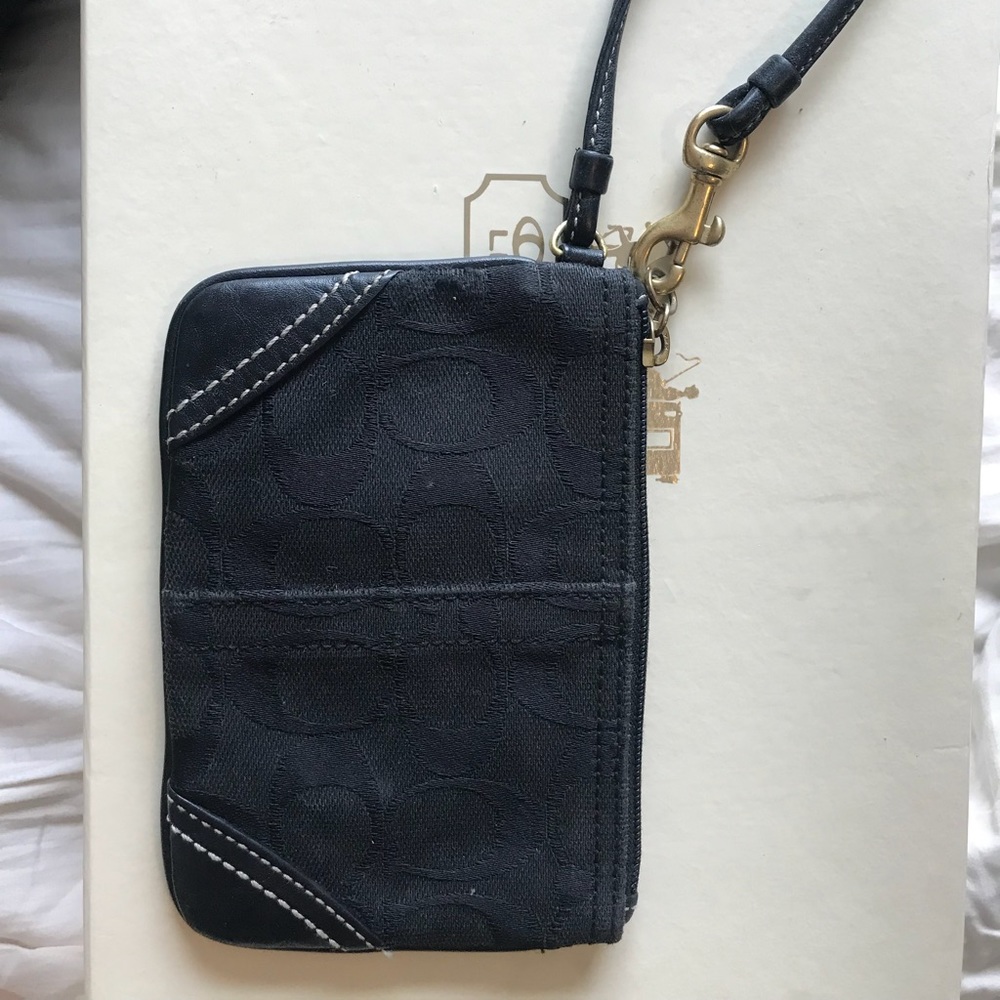 Coach wristlet - Black